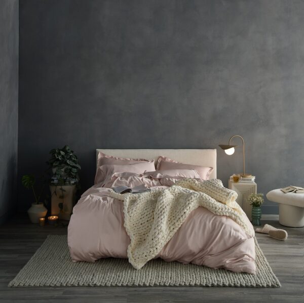 Knit Weighted Blanket - Image 3